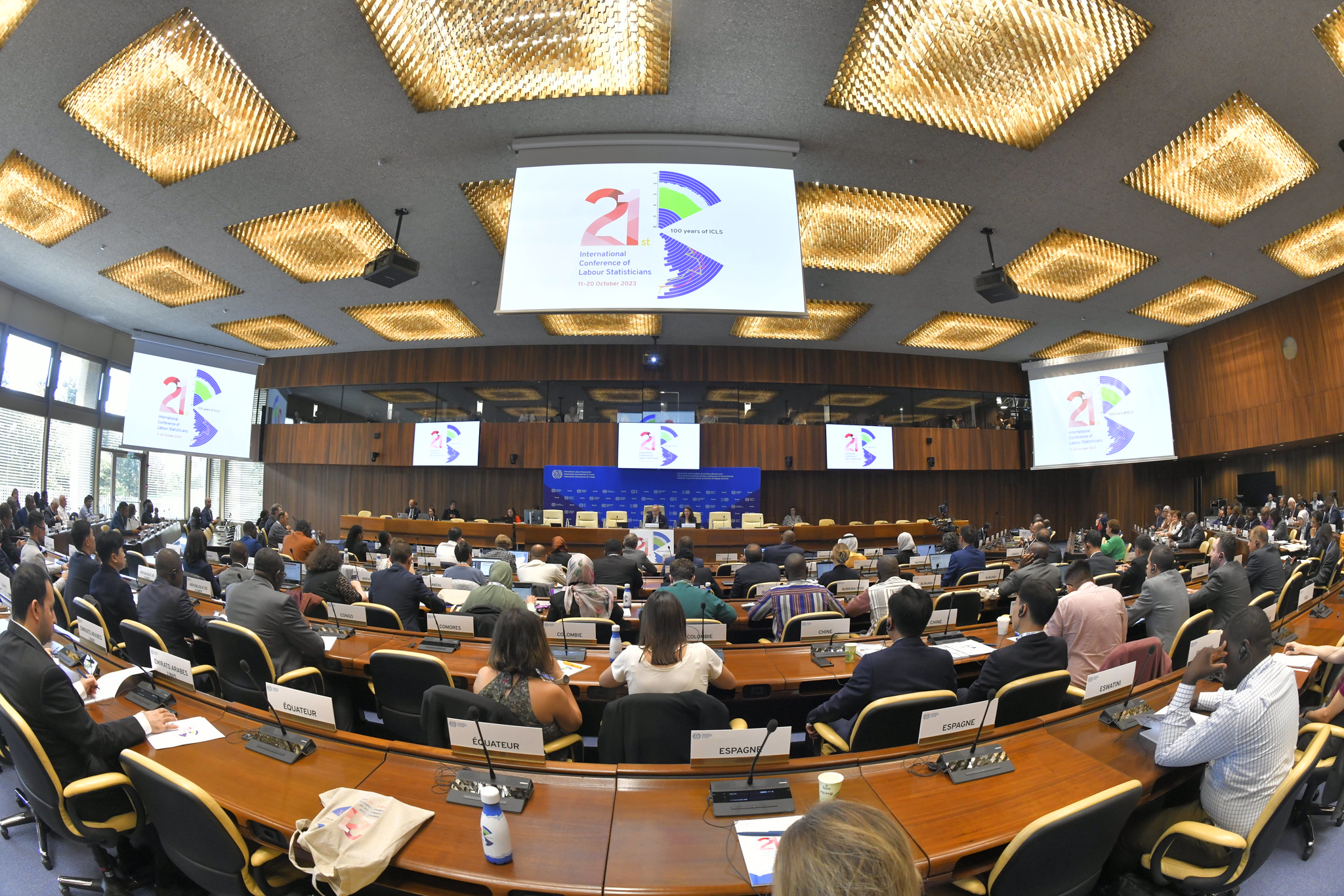Image from the conference room of the opening of the 21st ICLS