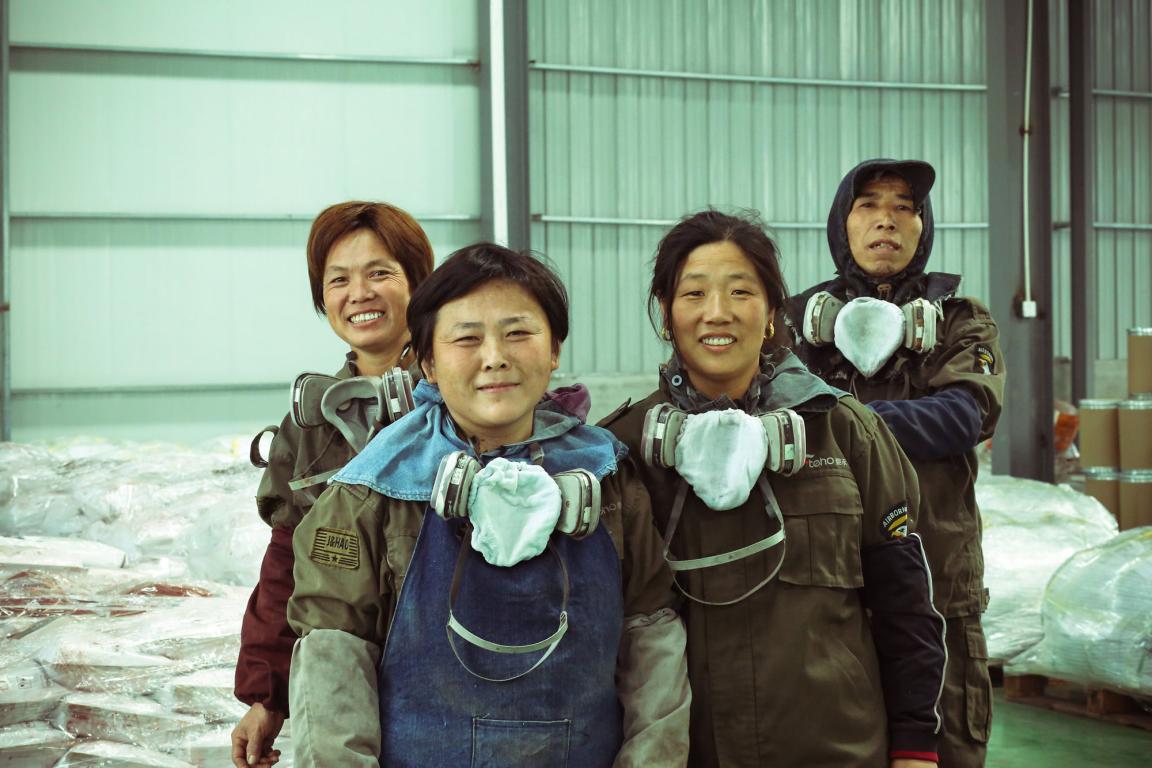 Workers in metal industry in China