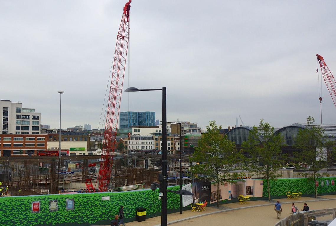 Building site with cranes and sustainability features