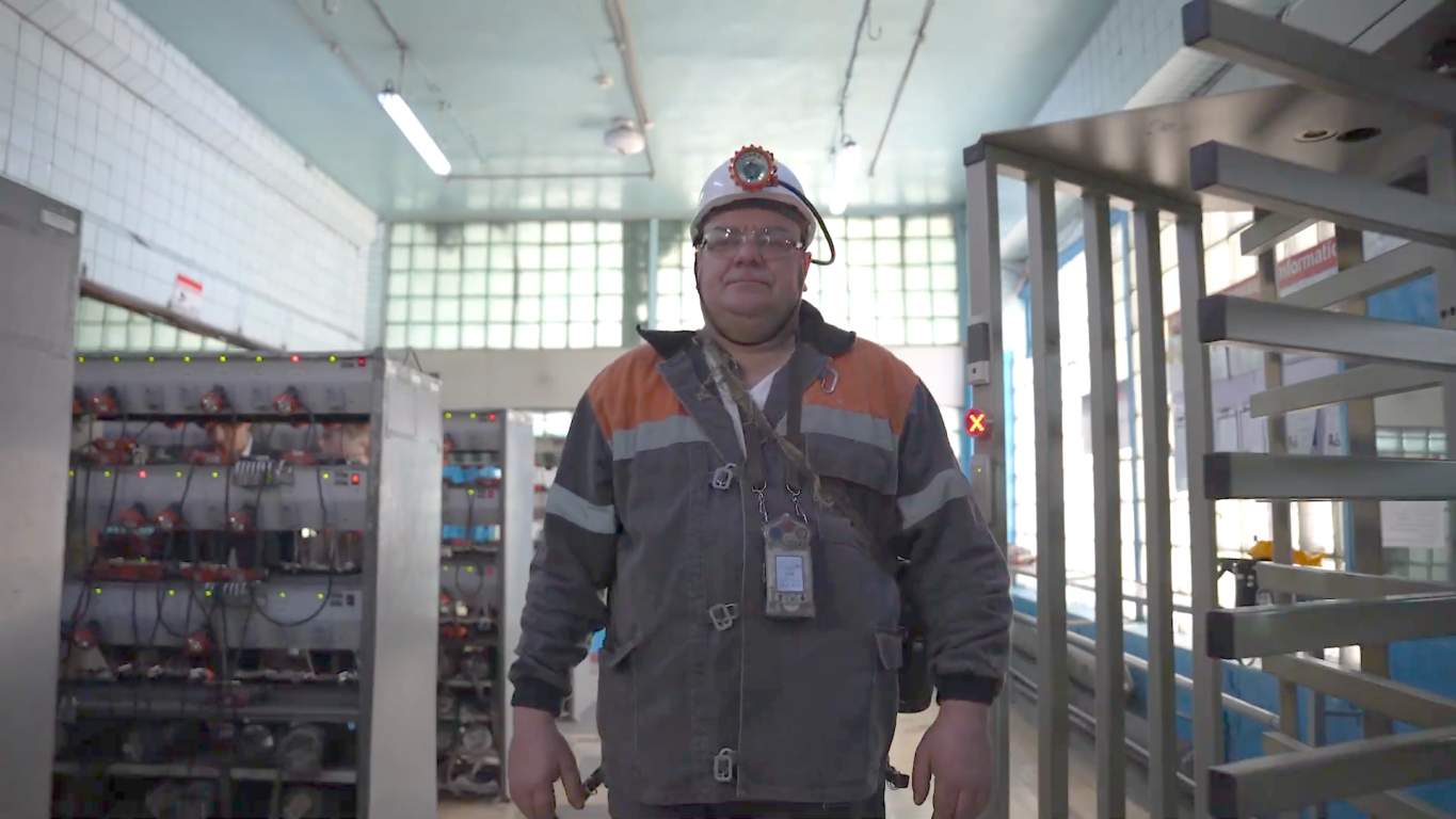 A miner with a hardhat