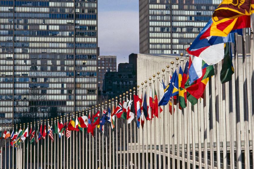 人文 Sustainable Development and Internat.... Post-Education-for-All and Sustainable Development Paradigm