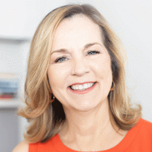 Head shot of Whitney Baird 